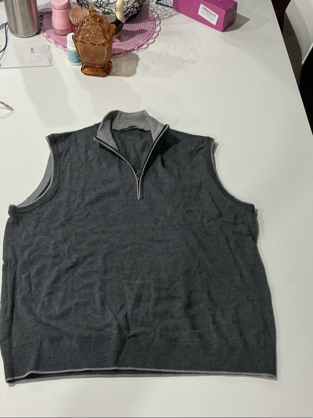 Raffi Men's Gray Sleeveless Quarter-Zip Vest
